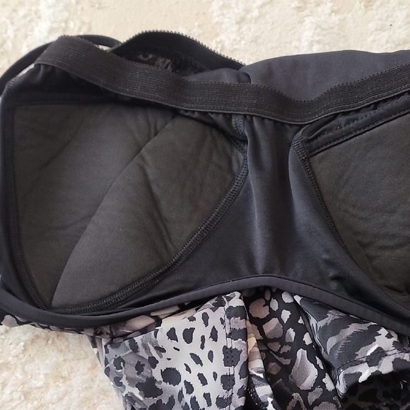 MagicSuit Womens 2 Piece Tankini And Skirt Size 22W/24W Padded Slimming Plus - Picture 10 of 13